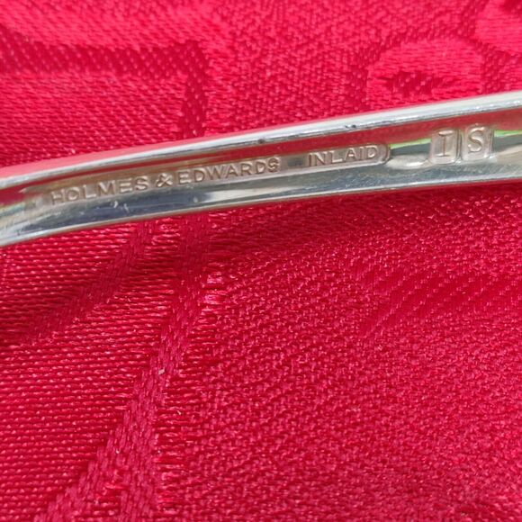 3 INTERNATIONAL HOLMES & EDWARDS ROMANCE SILVERPLATE Serving Spoons n Spredder - Picture 8 of 11